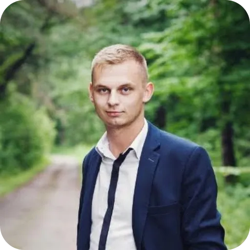 Tomasz K.